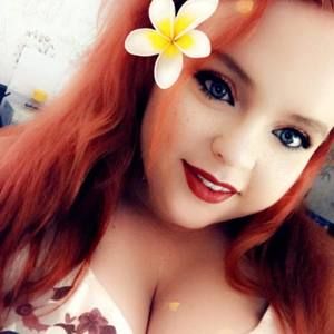 Meet your Posher, Michaela